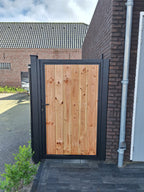Enkele stalen poort, zwart gepoedercoat, fijnstructuur, incl. hang- en sluitwerk (t.b.v. profielen 28mm dik)