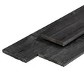 Grenen plank 1,6 x 14,0 x 300 cm, vers, zwart gespoten, geschaafd, 4 ronde hoeken