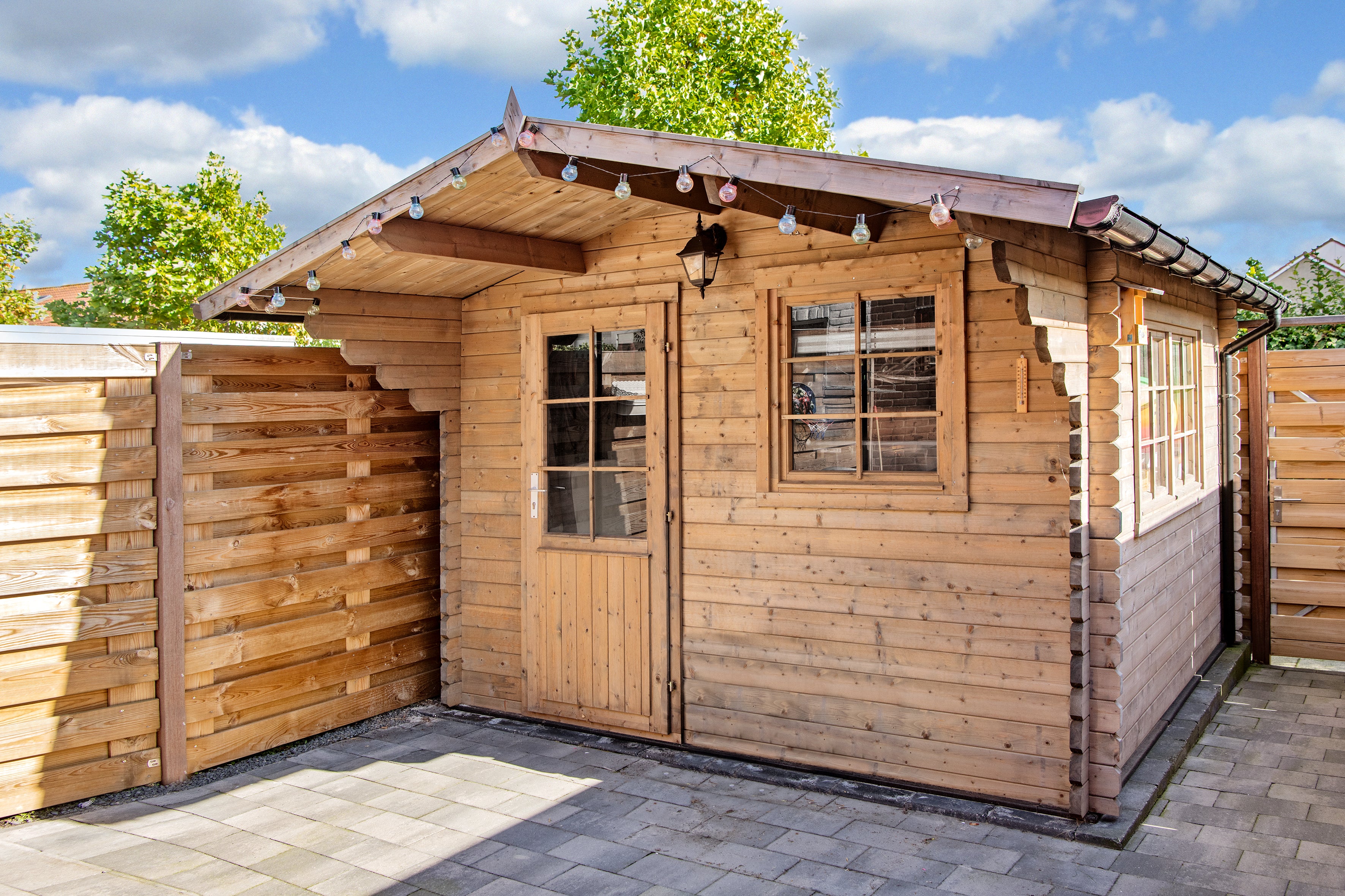 Blokhut - Tuinhuis Riho | 40 mm | vuren bruin geïmpregneerd