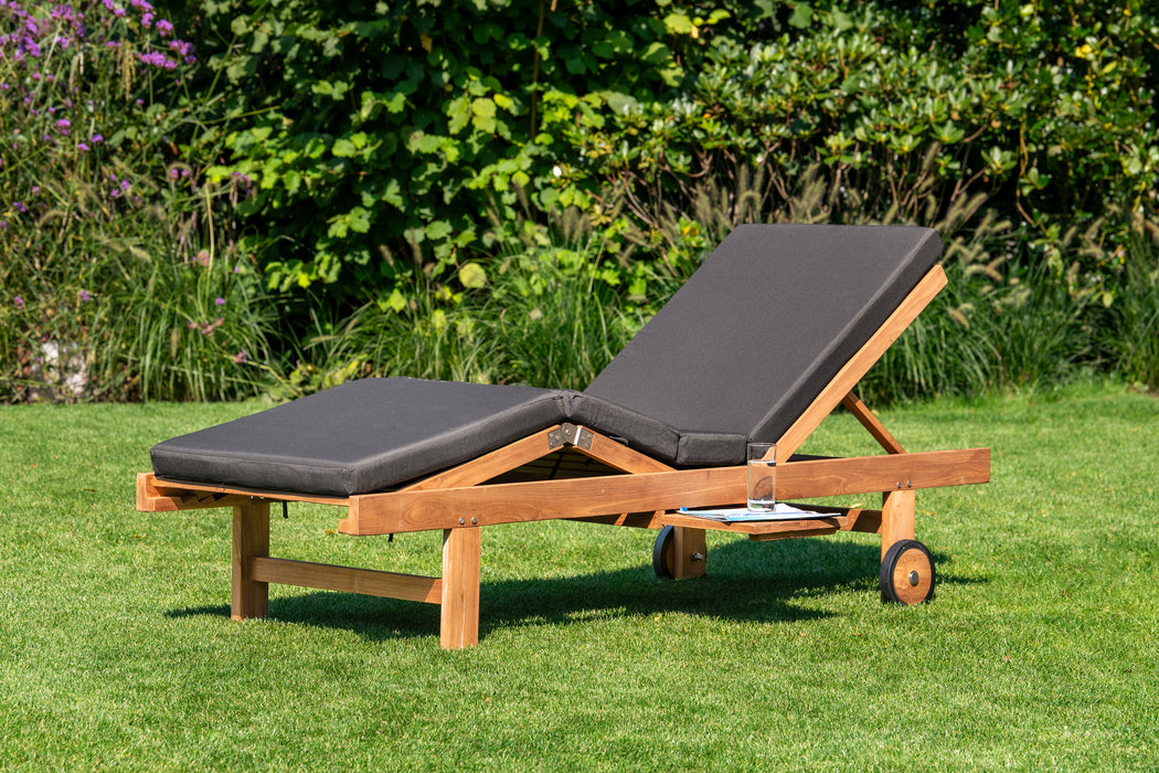 Teak sunlounger Wembley