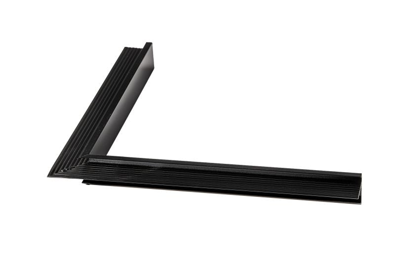 Aluminium daktrim binnenhoek RAL9005 4,5 x 4,5 x 50 cm + 1 klang