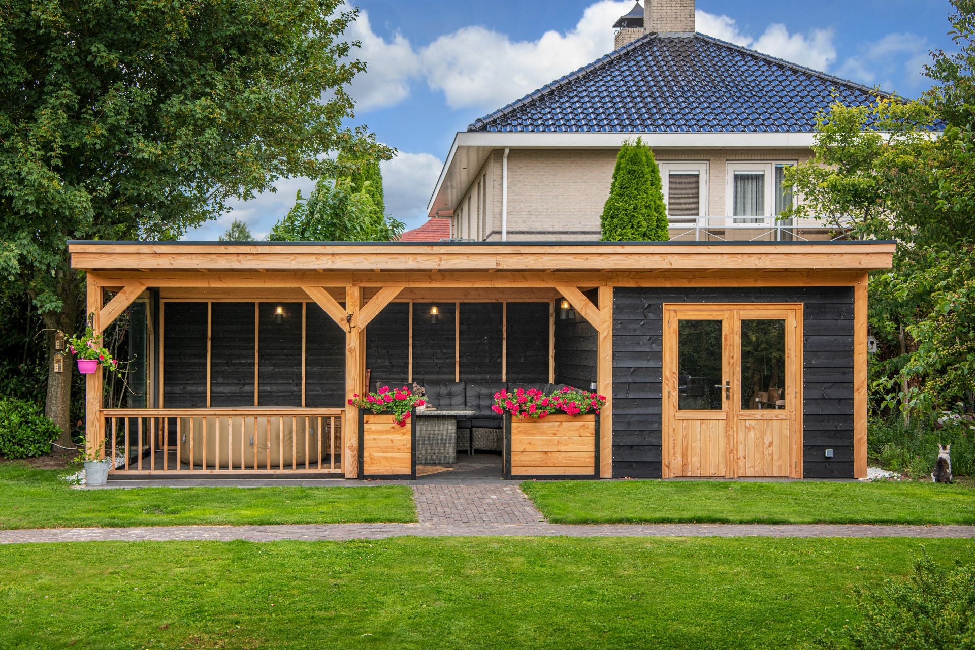DHZ Plat dak Nijverdal Douglas 900 x 500 cm zwart geïmpregneerd