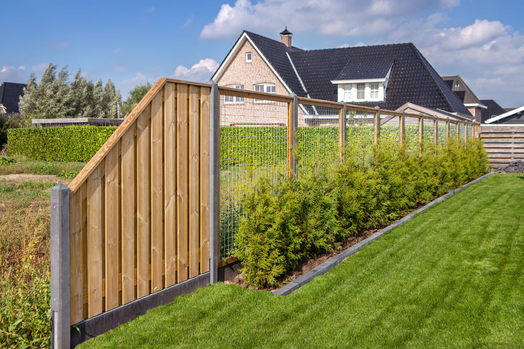 Tuinscherm Enschede verloop, groen geïmpregneerd grenen, RVS-geschroefd, 21-planks (19+2) 180 x 180/90 cm
